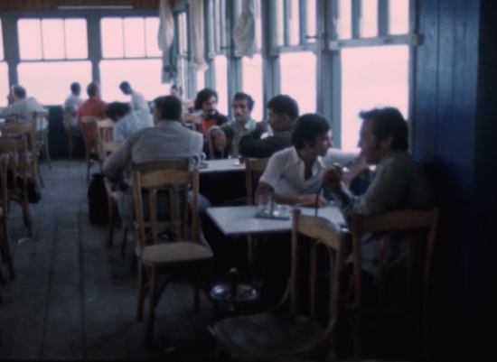 Fig.12 Café. Jocelyne Saab (réal.). 1976. Beyrouth, jamais plus. Liban.